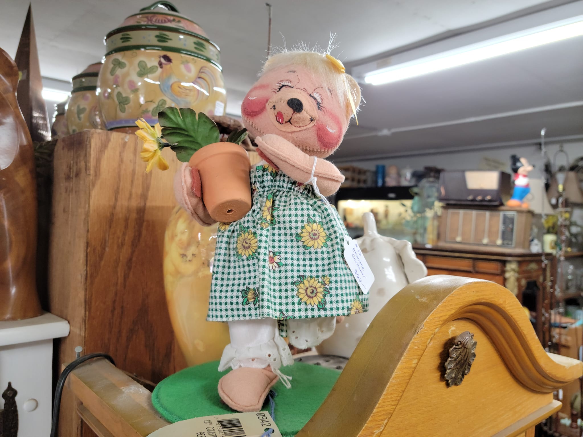 Collectables from Wynola Junction Antiques and Collectibles